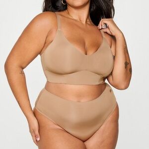 Seamless Tan Bralette